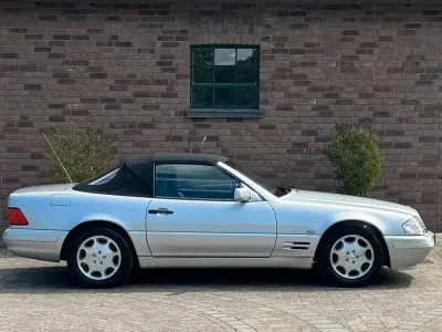 Gebraucht Mercedes SL320 231 PS (169 kW) 1998 Silber Cabrio