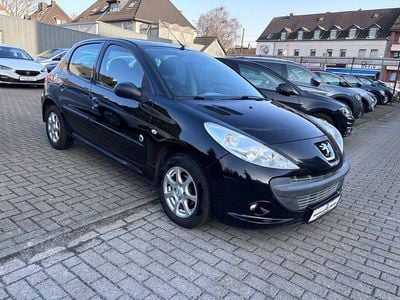 Gebraucht Peugeot 206 73 PS (53 kW) 2012 Schwarz Limousine