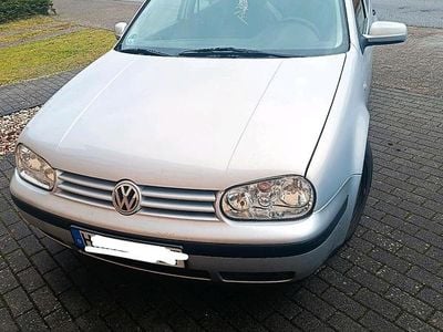 Gebraucht VW Golf IV 75 PS (55 kW) 2001 Silber Kleinwagen