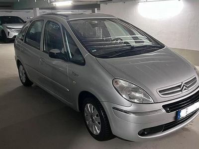 Gebraucht Citroën Xsara Picasso 109 PS (80 kW) 2007 Silber Van / Kleinbus