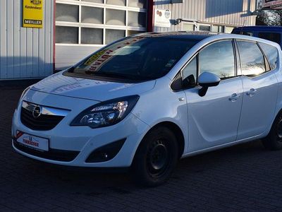 Weiß Gebraucht 2012 Opel Meriva Color Edition Van / Kleinbus | 4.990 € (Guter Preis)
