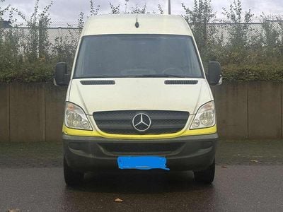 Gebraucht Mercedes Sprinter 109 PS (80 kW) 2011 Gelb Van