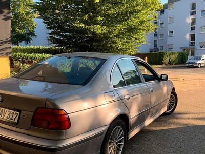 BMW 520