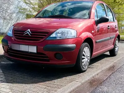 Gebraucht Citroën C3 60 PS (44 kW) 2003 Rot Kleinwagen