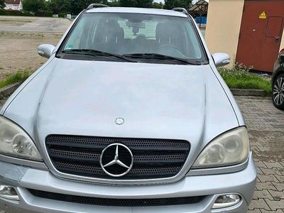 Mercedes ML270