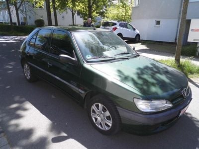 Peugeot 306