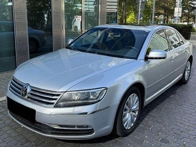 VW Phaeton