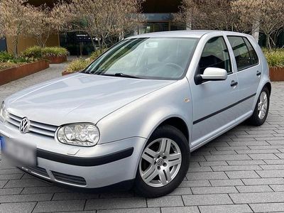 Gebraucht VW Golf IV 2004 Silber Limousine