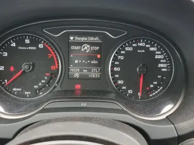 Gebraucht Audi Cabriolet Sport 150 PS (110 kW) 2015 Grau Cabrio