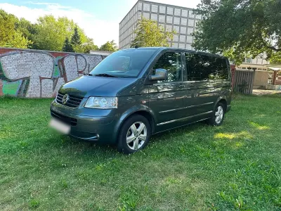 Gebraucht VW Multivan 174 PS (127 kW) 2009 Grau Van / Kleinbus