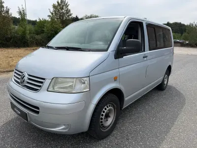 Gebraucht VW Caravelle 105 PS (77 kW) 2005 Silber Van