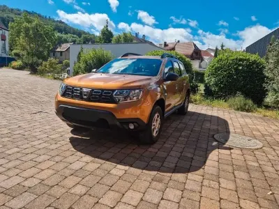 Gebraucht Dacia Duster 114 PS (83 kW) 2019 Orange SUV