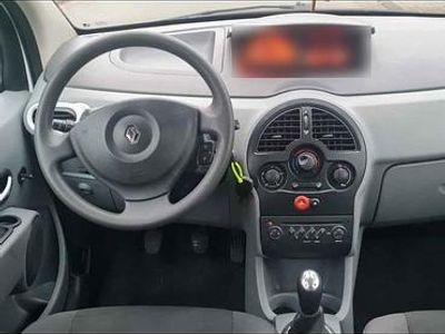 Gebraucht Renault Modus 75 PS (55 kW) 2011 Weiß Van / Kleinbus