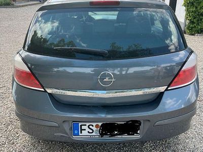 Usata Opel Astra 105 CV (77 kW) 2004 Grigio Berlina