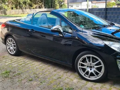 Gebraucht Peugeot 308 CC Allure 156 PS (114 kW) 2012 Schwarz Cabrio