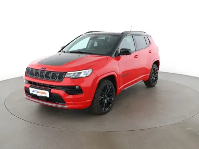 Gebraucht Jeep Compass 60 PS (44 kW) 2022 Rot SUV