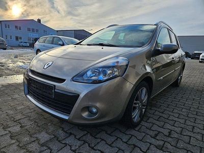 Gebraucht Renault Clio IV Night&Day 103 PS (75 kW) 2012 Braun Limousine