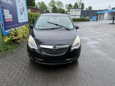 Gebraucht Opel Meriva 120 PS (88 kW) 2011 Schwarz Van / Kleinbus