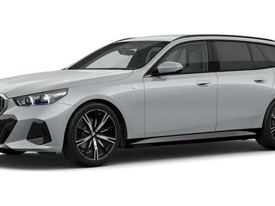 Grau Gebraucht 2025 BMW 520 Comfort Edition Kombi | 56.501 € (Fairer Preis)