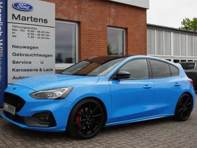 Używany Ford Focus ST 280 KM (205 kW) 2022 Niebieski Hatchback