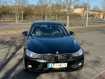 Gebraucht BMW 325 Sport Line 218 PS (160 kW) 2013 Schwarz Limousine