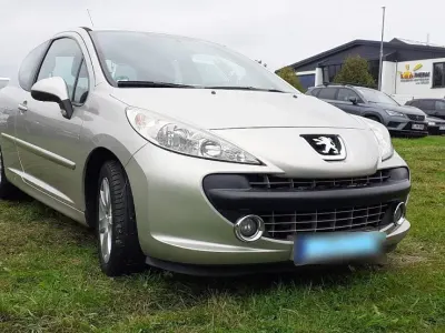 Gebraucht Peugeot 207 Sport 120 PS (88 kW) 2007 Andere farben Limousine