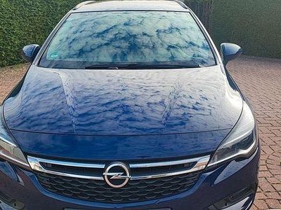 Gebraucht Opel Astra Selection 105 PS (77 kW) 2016 Blau Kombi