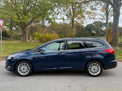 Blau Gebraucht 2018 Ford Focus Kombi | 8.999 € (Fairer Preis)