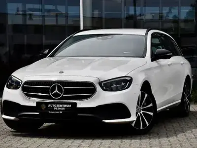 Gebraucht Mercedes E300 194 PS (142 kW) 2022 Weiß Kombi