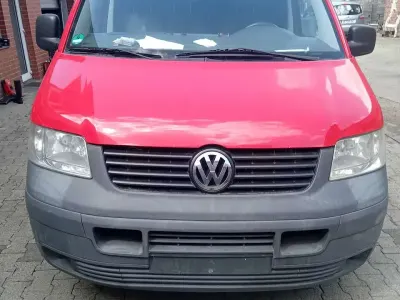 Gebraucht VW T5 102 PS (75 kW) 2009 Rot Van