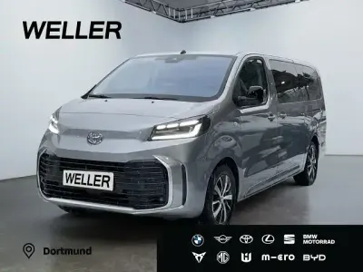 Second-hand Toyota Proace Verso Team 177 CP (130 kW) 2024 Argintiu Break