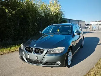 Gebraucht BMW 318 143 PS (105 kW) 2009 Grün Kombi