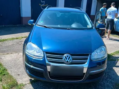Gebraucht VW Golf V 105 PS (77 kW) 2008 Blau Kleinwagen