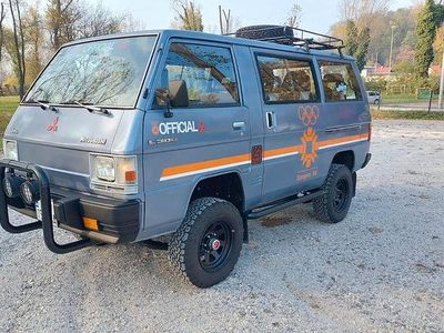Blau Gebraucht 1983 Mitsubishi L300 SUV | 19.900 €