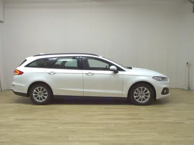 Gebraucht Ford Mondeo Trend 150 PS (110 kW) 2020 Weiss Kombi