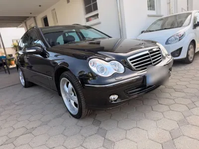 Second-hand Mercedes C320 Avantgarde 218 CP (160 kW) 2004 Negru Break