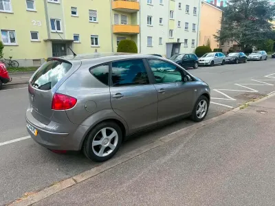 Używany Seat Altea 150 KM (110 kW) 2006 Srebrny Minivan