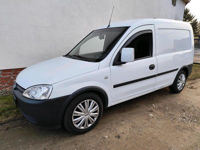 Gebraucht Opel Combo 75 PS (55 kW) 2011 Weiß Pickup