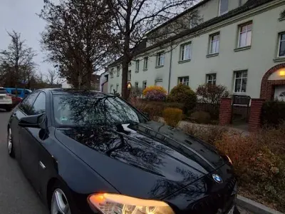 Gebraucht BMW 520 M Performance 184 PS (135 kW) 2012 Blau Limousine