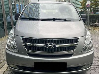 Hyundai H-1