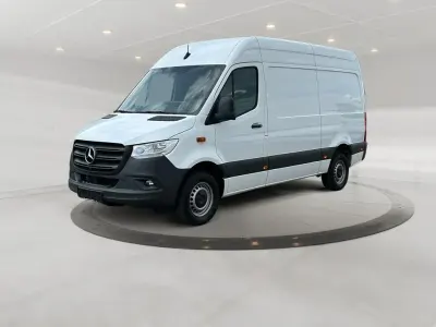 Gebraucht Mercedes Sprinter 170 PS (125 kW) 2023 Arktikweiss Van