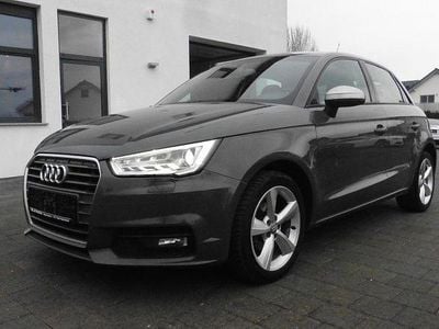 Grau Gebraucht 2015 Audi A1 Sportback Design Kleinwagen | 11.200 € (Fairer Preis)