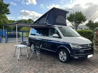 Gebraucht VW California California 204 PS (150 kW) 2018 Blau Van
