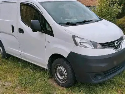 Gebraucht Nissan NV200 86 PS (63 kW) 2011 Weiß Van / Kleinbus
