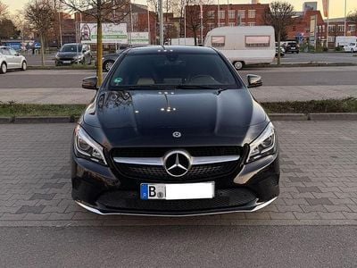 Mercedes CLA200