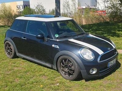 Usata Mini Cooper D 109 CV (80 kW) 2007 Nero Utilitaria