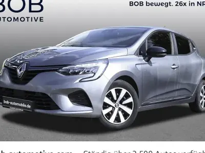 Gebraucht Renault Clio V Equilibre 67 PS (49 kW) 2023 Grau Limousine