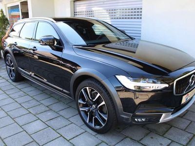 gebraucht Volvo V90 CC Cross Country D5 AWD Geartronic Pro LED Leder Pano