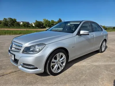 Gebraucht Mercedes C180 Avantgarde 156 PS (114 kW) 2011 Silber Limousine