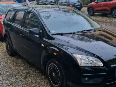 Brugt Ford Focus 101 HK (74 kW) 2007 Sort Stationcar